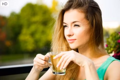 Trà xanh rất tốt cho sức khỏe, nhưng uống vào đúng thời điểm trong ngày là rất quan trọng để tận hưởng những lợi ích sức khỏe. Ảnh: Shutterstock