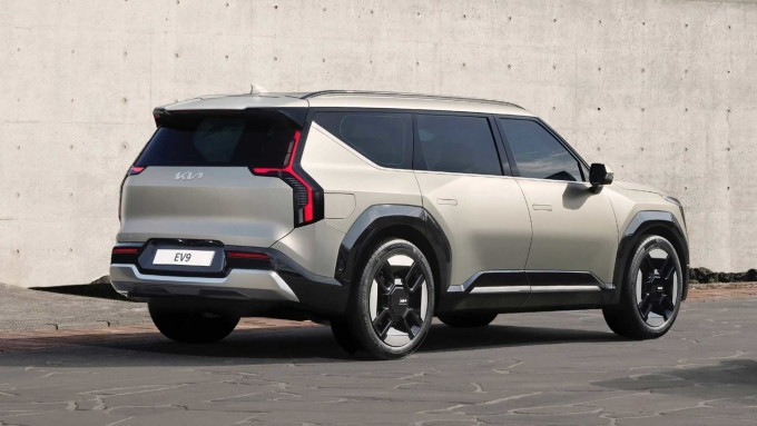 Xe điện EV9 ba hàng ghế đầu tiên của hãng xe Hàn Quốc. Ảnh: Kia