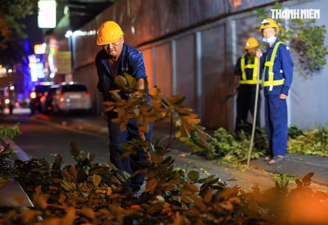 Hiện nay, mức hưởng lương hưu tối đa của người lao động là 75% mức bình quân tiền lương/thu nhập tháng đóng BHXH. Ảnh: NHẬT THỊNH