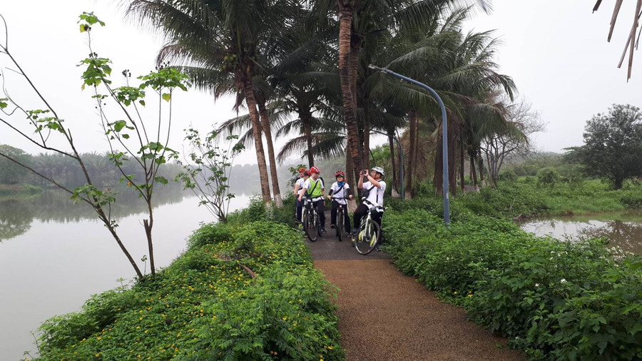 Du lịch dã ngoại gần thiên nhiên được nhiều người lựa chọn. Du lịch dã ngoại gần thiên nhiên được nhiều người lựa chọn.