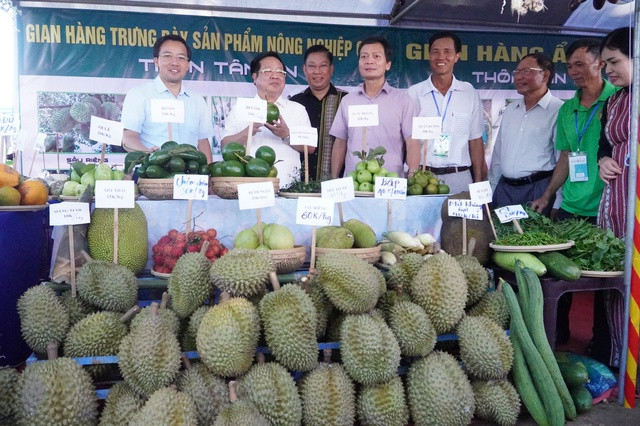 Ngày hội sẽ góp phần kết nối, quảng bá du lịch nông thôn và các sản phẩm nông nghiệp đặc trưng của TP.Kon Tum Ngày hội sẽ góp phần kết nối, quảng bá du lịch nông thôn và các sản phẩm nông nghiệp đặc trưng của TP.Kon Tum