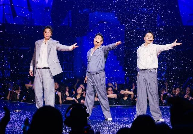 Anh trai vượt ngàn chông gai là chương trình thực tế ăn khách hiện nay Anh trai vượt ngàn chông gai là chương trình thực tế ăn khách hiện nay