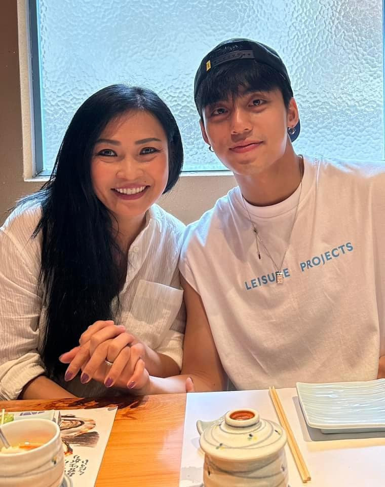 Phương Thanh đính chính tin đồn hẹn hò Mono