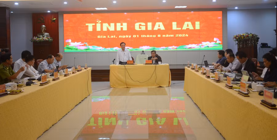 Quang cảnh buổi làm việc giữa Bộ Nông nghiệp và PTNT với tỉnh Gia Lai nhằm tháo gỡ một số khó khăn vướng mắc trên lĩnh vực nông nghiệp. Ảnh: M.T