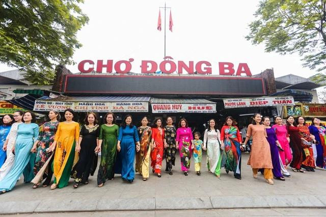 Chợ Đông Ba là một biểu tượng của thành phố Huế Chợ Đông Ba là một biểu tượng của thành phố Huế