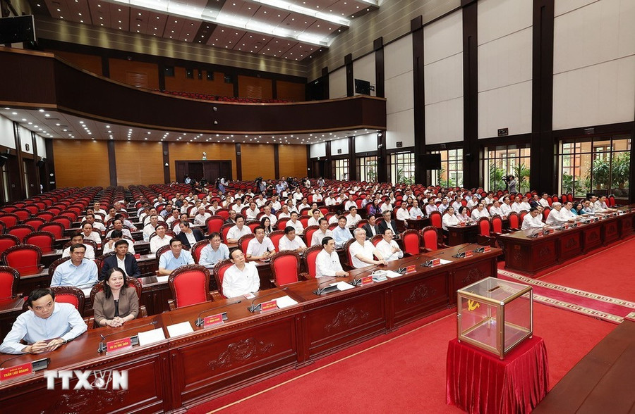Phiên bế mạc Hội nghị Ban Chấp hành Trung ương khóa XIII. (Ảnh: Trí Dũng/TTXVN)