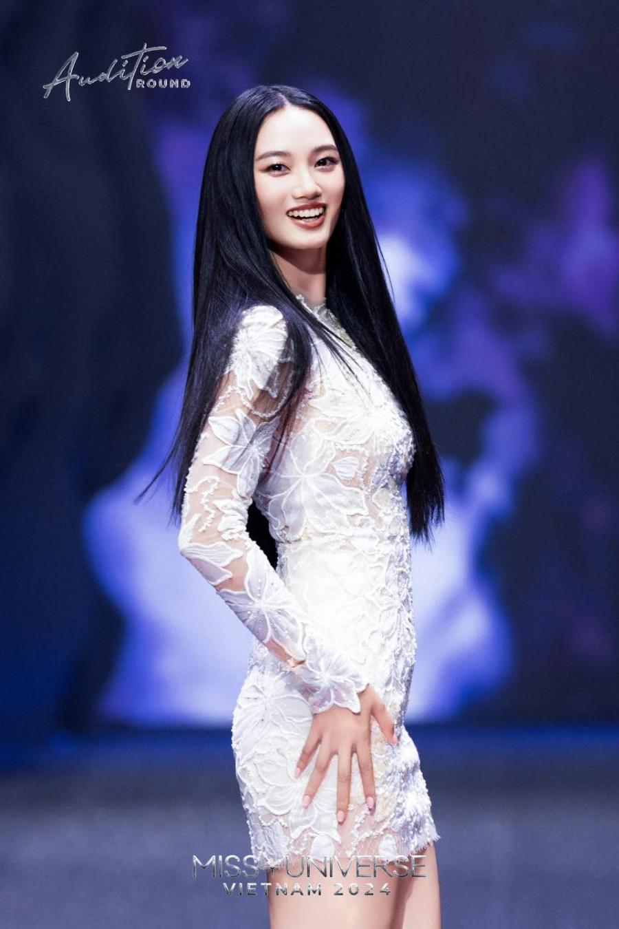 Quỳnh Anh thuộc nhóm ứng viên có kinh nghiệm khi từng giành quán quân Siêu mẫu châu Á. Học trò Võ Hoàng Yến nói khi đến với đấu trường nhan sắc, cô muốn thử thách bản thân ở lĩnh vực mới. Ghi tên mình vào top 33, người đẹp 9X hy vọng sẽ học hỏi, rèn luyện mình trong hành trình tiếp theo Quỳnh Anh thuộc nhóm ứng viên có kinh nghiệm khi từng giành quán quân Siêu mẫu châu Á. Học trò Võ Hoàng Yến nói khi đến với đấu trường nhan sắc, cô muốn thử thách bản thân ở lĩnh vực mới. Ghi tên mình vào top 33, người đẹp 9X hy vọng sẽ học hỏi, rèn luyện mình trong hành trình tiếp theo