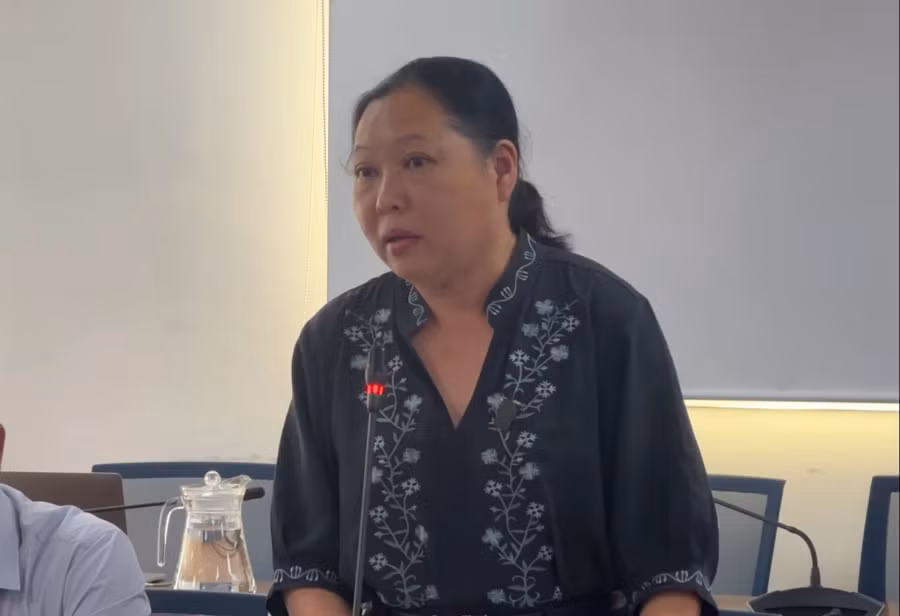 Bà Phạm Đắc Mỵ Trân trong buổi họp báo thường kỳ tại Trung tâm báo chí TP.HCM