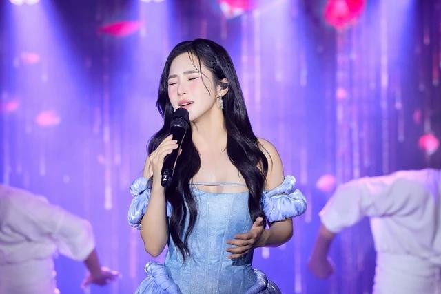 Nữ ca sĩ mong muốn mang đến sản phẩm âm nhạc chỉn chu, mới lạ cho khán giả qua 2 MV sắp ra mắt Nữ ca sĩ mong muốn mang đến sản phẩm âm nhạc chỉn chu, mới lạ cho khán giả qua 2 MV sắp ra mắt