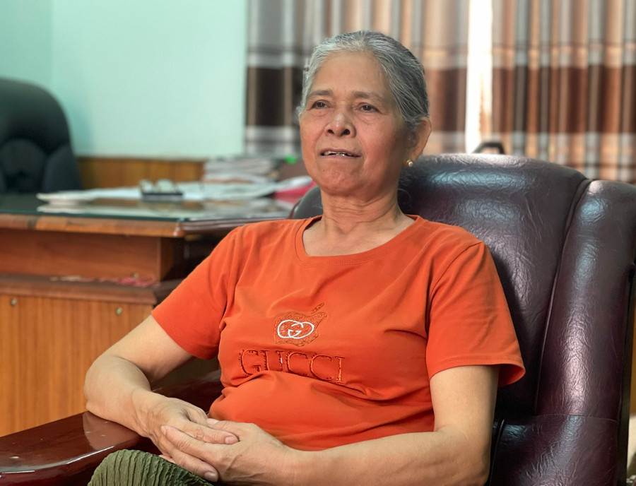 Bà Rơ Chăm H'Yéo kể lại tình hình an ninh chính trị tại một số làng DTTS những năm 2004. Ảnh: P.D Bà Rơ Chăm H'Yéo kể lại tình hình an ninh chính trị tại một số làng DTTS những năm 2004. Ảnh: P.D