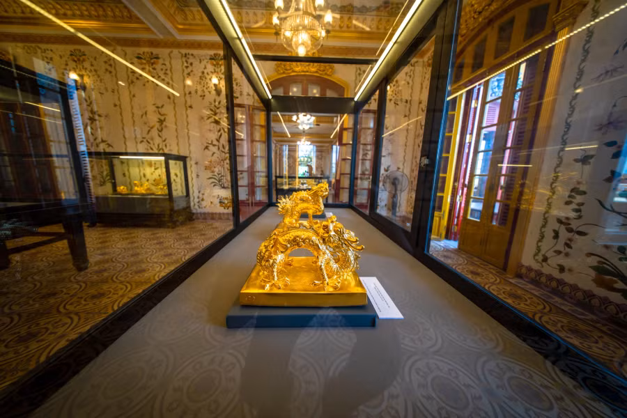 Tác phẩm mô phỏng ấn Thái hậu chi bảo thời vua Gia Long Tác phẩm mô phỏng ấn Thái hậu chi bảo thời vua Gia Long