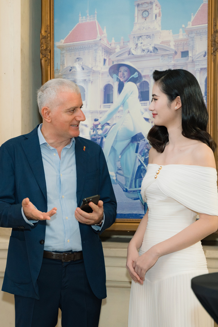 Sau gần một năm du học, Ý Nhi tự tin hơn khi giao tiếp bằng tiếng Anh