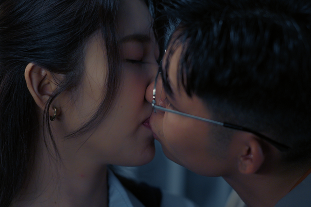 Jun Phạm khẳng định không ngại các cảnh này với bạn diễn vì tính chuyên nghiệp Jun Phạm khẳng định không ngại các cảnh này với bạn diễn vì tính chuyên nghiệp