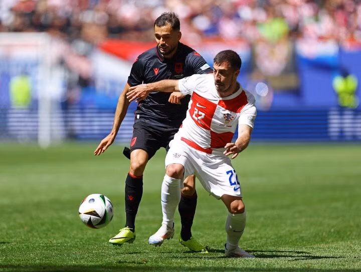 Croatia chật vật trước Albania. (Ảnh: Reuters) Croatia chật vật trước Albania. (Ảnh: Reuters)