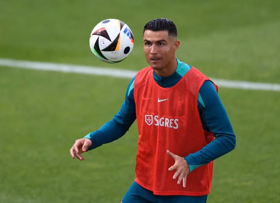 Mọi ánh nhìn sẽ dồn vào con người này...