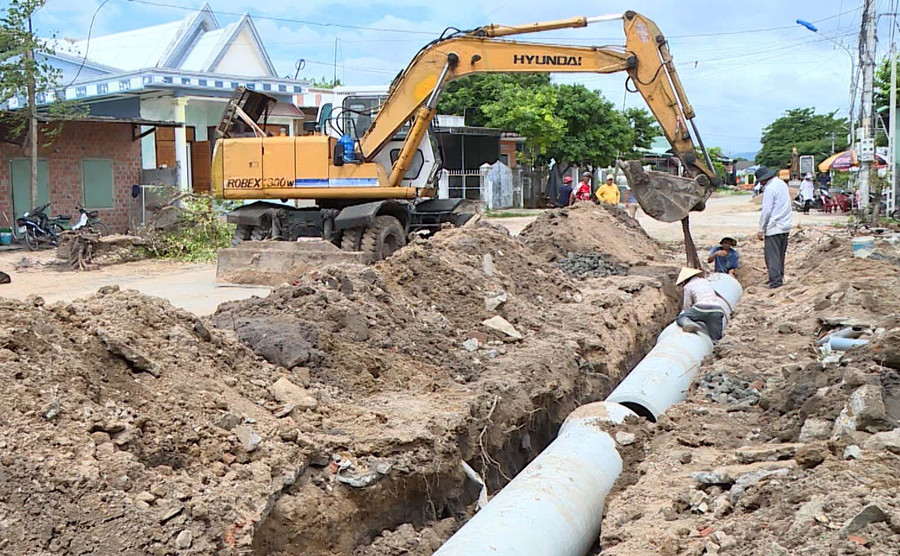 Kho bạc Nhà nước đôn đốc các chủ đầu tư, ban quản lý gửi hồ sơ thanh toán vốn đầu tư công ngay khi có khối lượng hoàn thành. Ảnh: Minh Triều