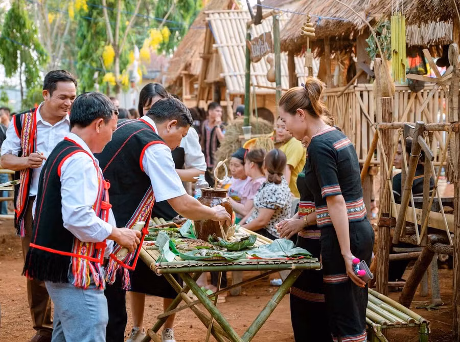 Không gian ẩm thực. Ảnh: M.C Không gian ẩm thực. Ảnh: M.C