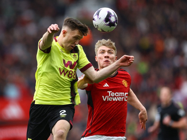 Man United tấn công không hiệu quả Man United tấn công không hiệu quả