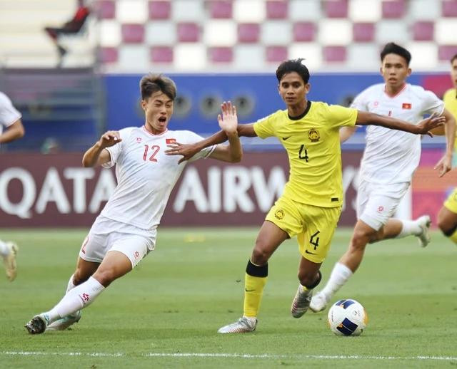 Văn Trường cũng mang đến những màn trình diễn tích cực