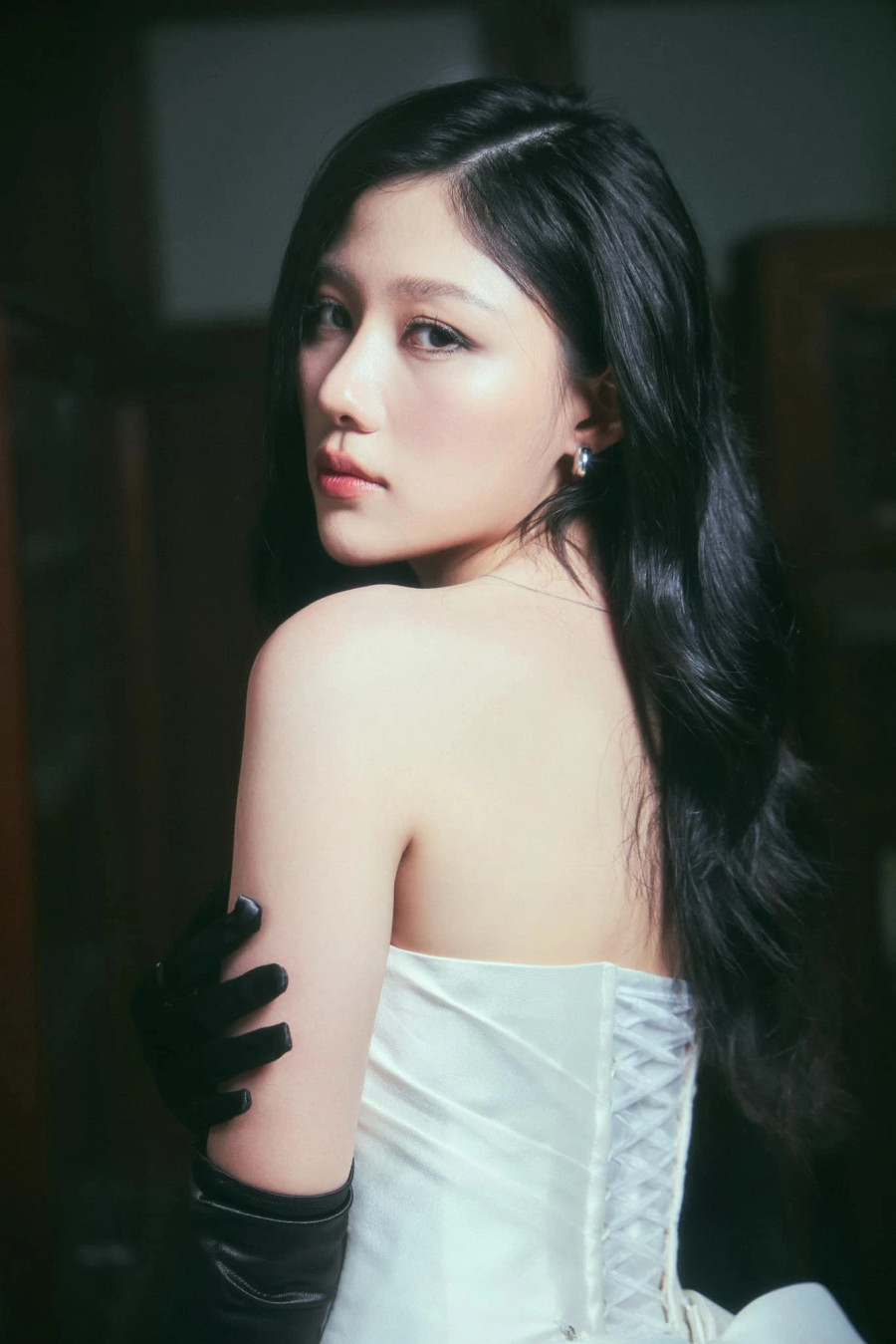 Sau thời gian nỗ lực trau dồi kỹ năng diễn xuất, Huỳnh Uyển Ân được nhận xét ngày càng "lên tay". Cô liên tục được góp mặt trong hàng loạt dự án điện ảnh, từ vai nữ chính trong Nhà bà Nữ, đến vai phụ trong phim Mai, Cái giá của hạnh phúc. Mới đây, cô được đạo diễn Vũ Ngọc Đãng chọn vào vai nữ chính điện ảnh trong dự án mang tên Cô dâu hào môn Sau thời gian nỗ lực trau dồi kỹ năng diễn xuất, Huỳnh Uyển Ân được nhận xét ngày càng "lên tay". Cô liên tục được góp mặt trong hàng loạt dự án điện ảnh, từ vai nữ chính trong Nhà bà Nữ, đến vai phụ trong phim Mai, Cái giá của hạnh phúc. Mới đây, cô được đạo diễn Vũ Ngọc Đãng chọn vào vai nữ chính điện ảnh trong dự án mang tên Cô dâu hào môn