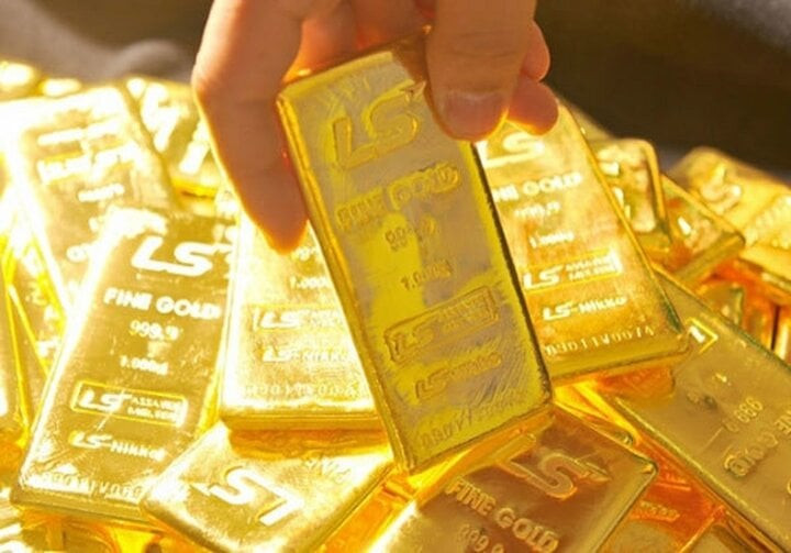 Giá vàng thế giới niêm yết ở mức 2.391,77 USD/ounce. (Ảnh minh hoạ: Báo đầu tư). Giá vàng thế giới niêm yết ở mức 2.391,77 USD/ounce. (Ảnh minh hoạ: Báo đầu tư).