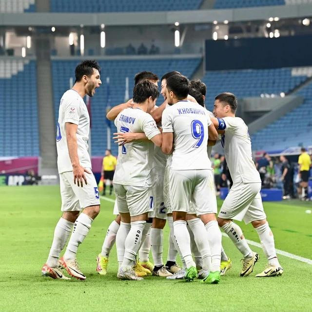 Nhưng vẫn nhường ngôi đầu cho U.23 Uzbekistan
