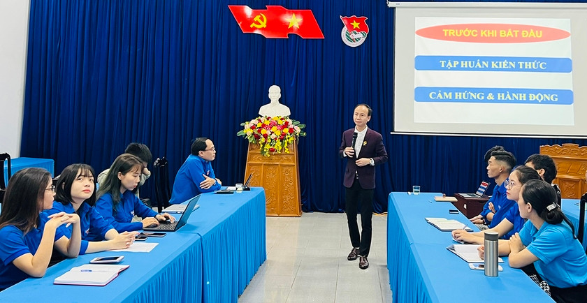 Quang cảnh lớp tập huấn kiến thức khởi nghiệp cho đoàn viên, thanh niên trong tỉnh. Ảnh: M.N Quang cảnh lớp tập huấn kiến thức khởi nghiệp cho đoàn viên, thanh niên trong tỉnh. Ảnh: M.N