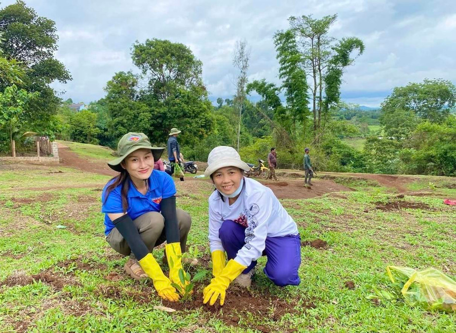 Tuổi trẻ Gia Lai chung tay phủ xanh đất trống, đồi trọc ảnh 2 Tuổi trẻ Gia Lai chung tay phủ xanh đất trống, đồi trọc ảnh 2