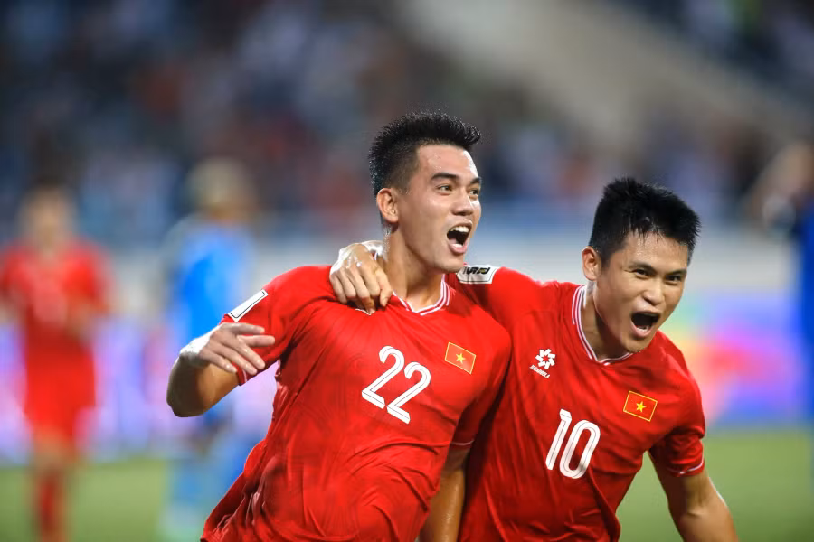 Tiến Linh và Tuấn Hải cùng lập công cho đội tuyển Việt Nam