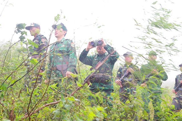 Tuần tra đường biên là nhiệm vụ thường xuyên của Đồn biên phòng Hướng Lập Tuần tra đường biên là nhiệm vụ thường xuyên của Đồn biên phòng Hướng Lập