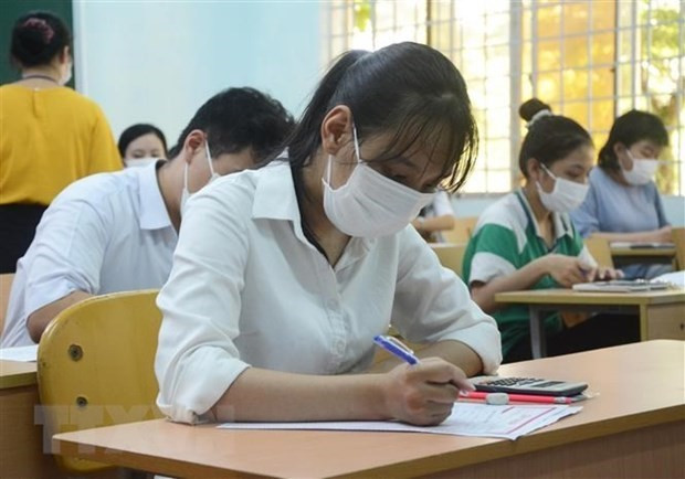 Thí sinh dự thi để xét tuyển vào các trường đại học. (Ảnh: TTXVN)