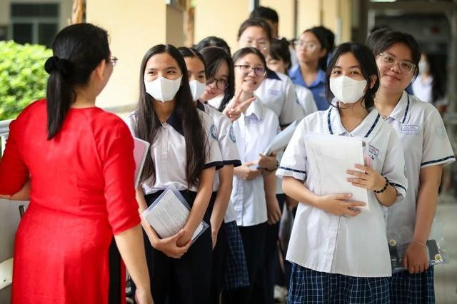 Thí sinh TP.HCM đã hoàn thành kỳ thi tuyển sinh vào lớp 10