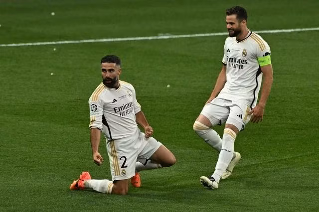 Carvajal (trái) mở tỷ số cho Real Madrid