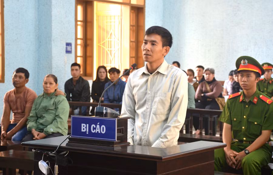 Bị cáo Võ Duy Phú bị Tòa án nhân dân tỉnh Gia Lai tuyên phạt 16 năm tù về tội "Giết người". Ảnh: Hoàng Kỳ