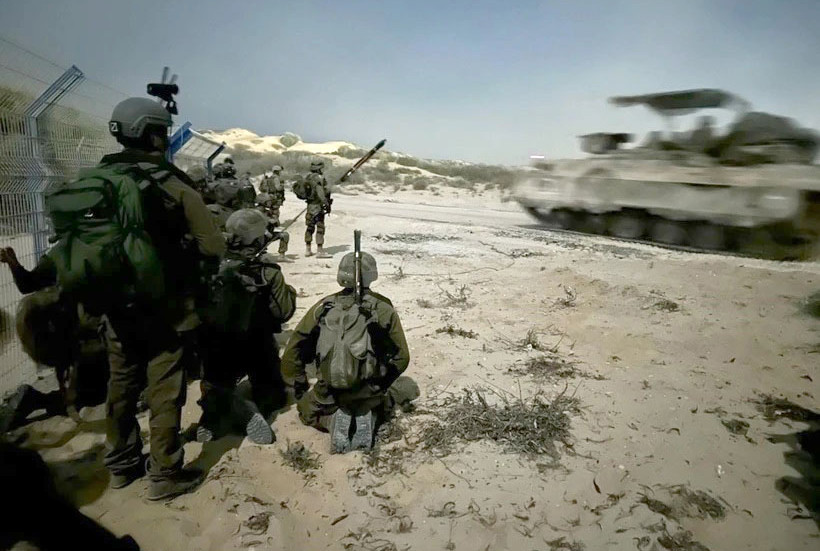 Quân đội Israel được triển khai chống lại lực lượng Hamas ở Dải Gaza. Ảnh nguồn TTXVN