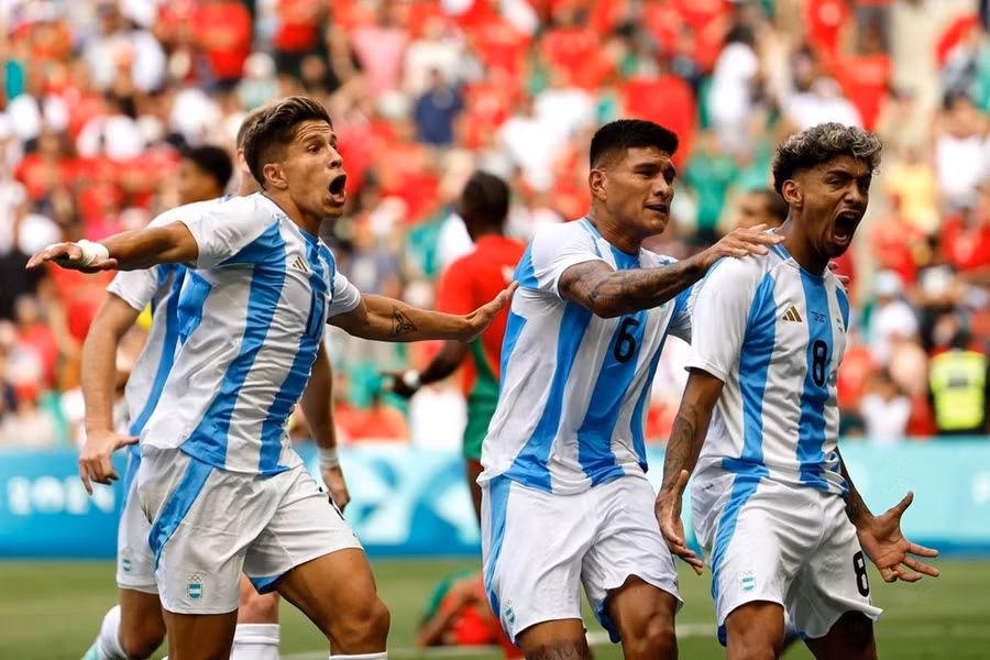 Argentina tìm lại niềm vui sau thất bại ngày ra quân. (Nguồn: Getty Images)