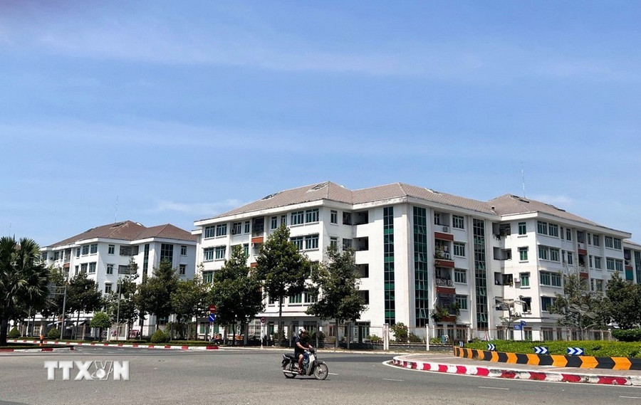 Khu nhà ở xã hội phường Long Tâm, thành phố Bà Rịa, tỉnh Bà Rịa-Vũng Tàu. (Ảnh: Hoàng Nhị/TTXVN) Khu nhà ở xã hội phường Long Tâm, thành phố Bà Rịa, tỉnh Bà Rịa-Vũng Tàu. (Ảnh: Hoàng Nhị/TTXVN)