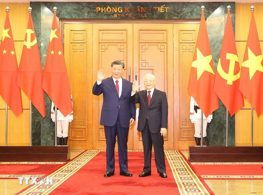 Tổng Bí thư Nguyễn Phú Trọng và Tổng Bí thư, Chủ tịch nước Trung Quốc Tập Cận Bình chụp ảnh chung. (Ảnh: Trí Dũng/TTXVN) Tổng Bí thư Nguyễn Phú Trọng và Tổng Bí thư, Chủ tịch nước Trung Quốc Tập Cận Bình chụp ảnh chung. (Ảnh: Trí Dũng/TTXVN)