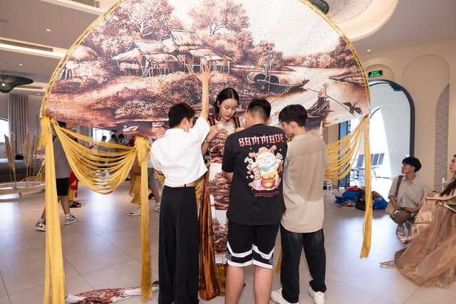 Miss Grand Vietnam 2024 chuẩn bị gấp rút cho đêm National Costume Miss Grand Vietnam 2024 chuẩn bị gấp rút cho đêm National Costume