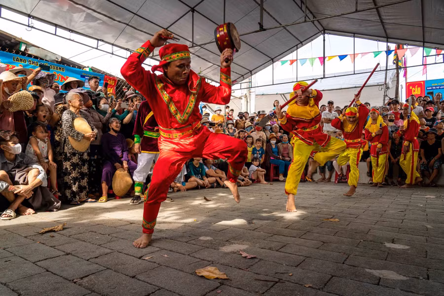 Sau phần lễ tế là phần hội