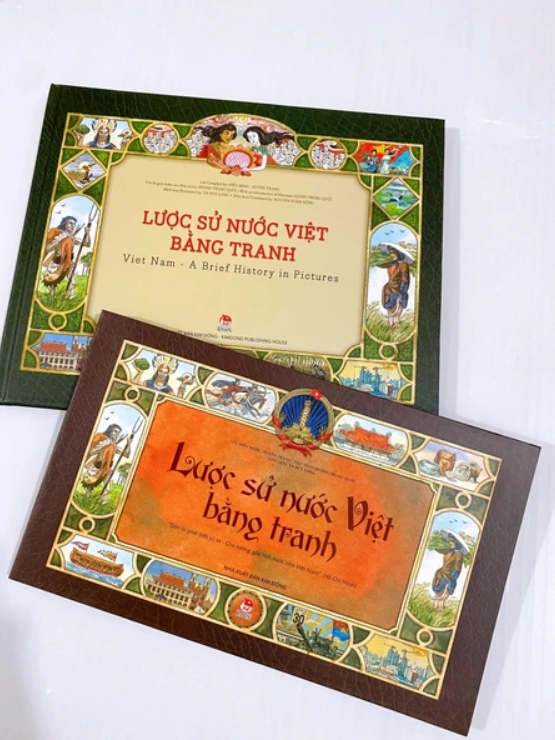 Hai phiên bản sách Lược sử nước Việt bằng tranh do NXB Kim Đồng phát hành. Ảnh: S.T