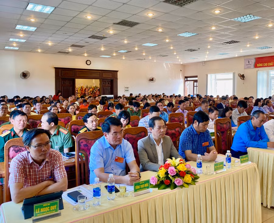 Quang cảnh hội nghị đại biểu người lao động năm 2024, tổng kết hoạt động sản xuất kinh doanh năm 2023, triển khai nhiệm vụ năm 2024 của Công ty TNHH một thành viên Cao su Chư Păh. Ảnh: Hà Duy