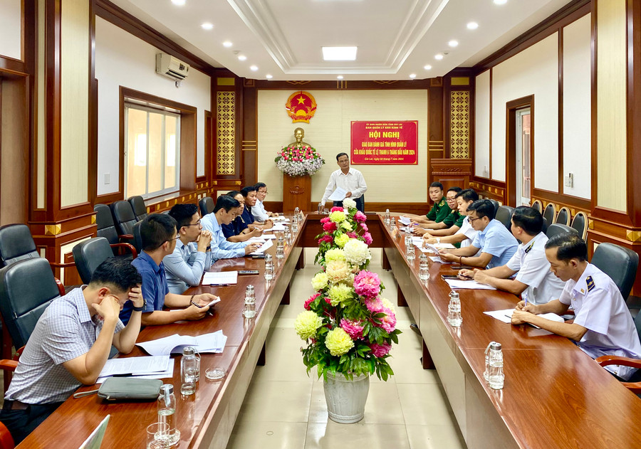 Quang cảnh hội nghị giao ban đánh giá tình hình quản lý Cửa khẩu Quốc tế Lệ Thanh 6 tháng đầu năm 2024. Ảnh: Hà Duy