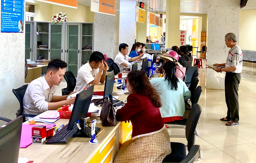 Trung tâm Dịch vụ hành chính công tỉnh Gia Lai. Ảnh: Hà Duy Trung tâm Dịch vụ hành chính công tỉnh Gia Lai. Ảnh: Hà Duy