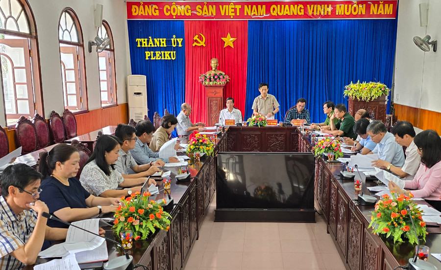 Quang cảnh cuộc họp. Ảnh: Bá Bính Quang cảnh cuộc họp. Ảnh: Bá Bính