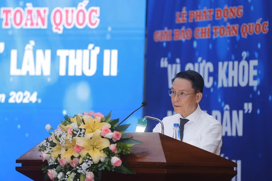 Phó Chủ tịch Thường trực Hội nhà báo Việt Nam Nguyễn Đức Lợi phát biểu tại buổi lễ. (Ảnh: Minh Quyết/Vietnam+)