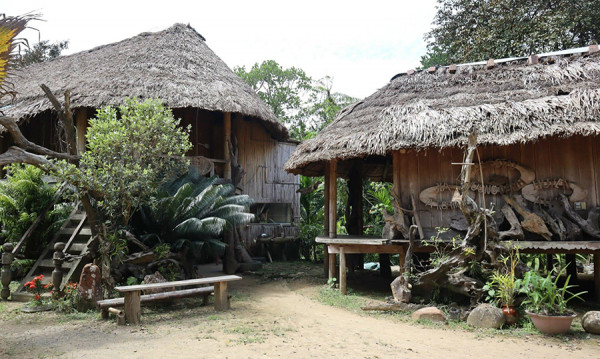 Homestay của đồng bào Tà Ôi ở A Roàng.