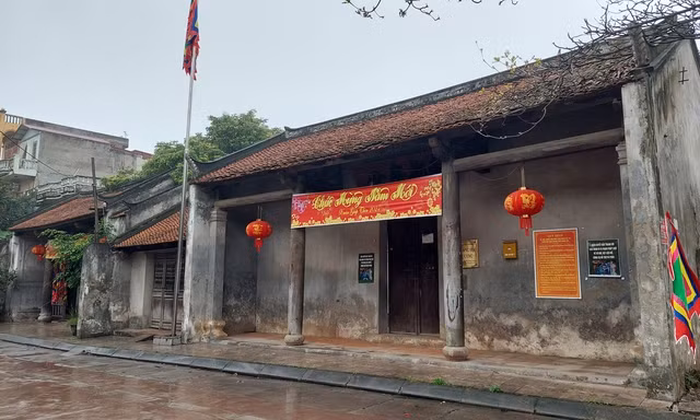 Đông Đô Quảng Hội được xây dựng ở phố Hiến Hạ vào năm 1590