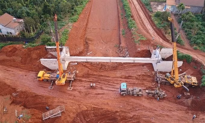 Công trường cao tốc Khánh Hòa-Buôn Ma Thuột. Ảnh: Ngọc Oanh/Nguồn vnexpress.net