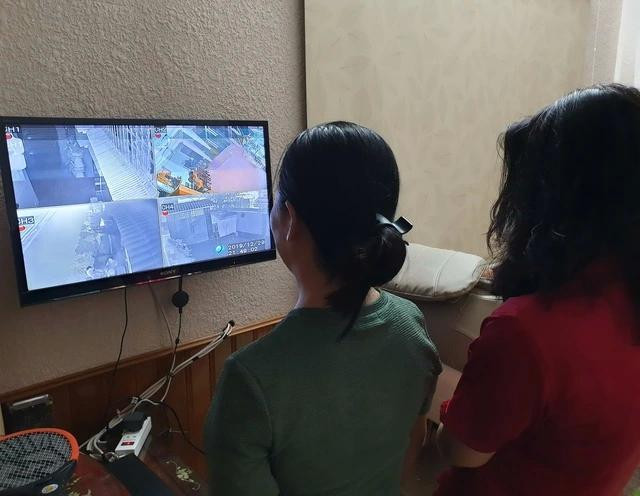 Việc người dân lắp camera an ninh trong nhà ngày càng phổ biến